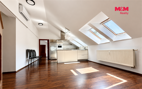 Prodej bytu 3kk, 75 m² 2