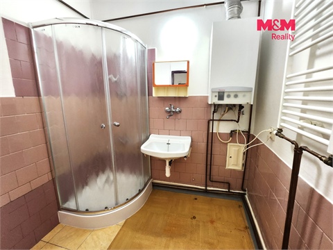 Pronájem bytu 1+1, 45 m² 2