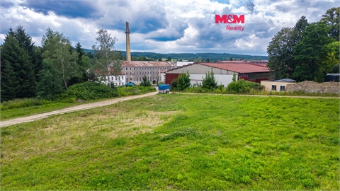 Prodej stavebního pozemku, 1 016 m² 0
