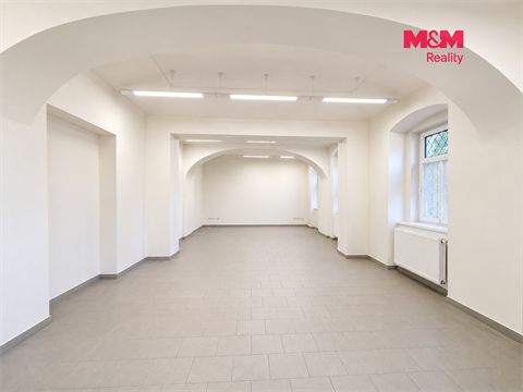 Pronájem obchodních prostor, 110 m² - 0