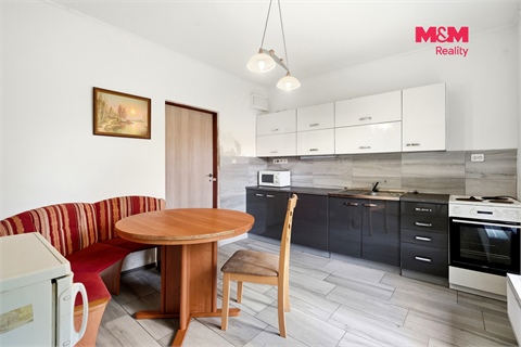 Prodej rodinného domu, 293 m² 4