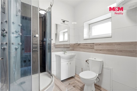 Prodej rodinného domu, 293 m² - 0