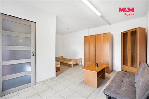 Prodej rodinného domu, 293 m² - 4