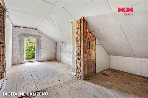 Prodej rodinného domu, 293 m² - 18