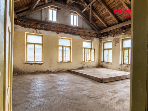 Prodej rodinného domu, 215 m² - 8