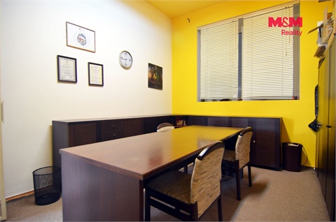 Pronájem kanceláře, 61 m² 2