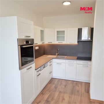 Prodej bytu 4kk, 92 m² - 0