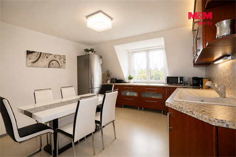 Prodej bytu 3+1, 74 m² - 2