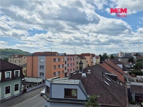 Prodej bytu 2+1, 66 m² 18