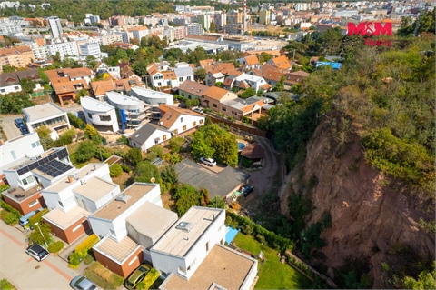 Prodej stavebního pozemku, 1 842 m² - 0
