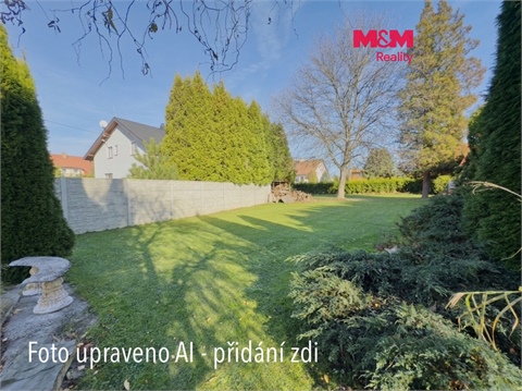 Prodej stavebního pozemku, 833 m² 0