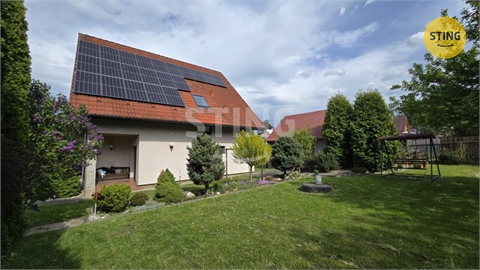 Pronájem rodinného domu, 170 m² 0