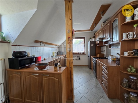 Pronájem rodinného domu, 170 m² 2