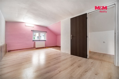 Prodej rodinného domu, 100 m² 14