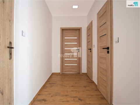 Prodej bytu 2+1, 54 m² - 2