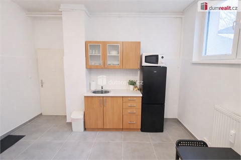 Pronájem bytu 1kk, 21 m² - 0
