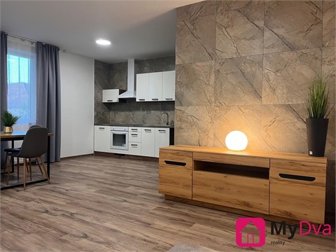 Pronájem bytu 2kk, 62 m² 2