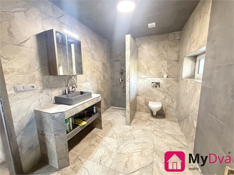 Pronájem bytu 2kk, 62 m² - 2
