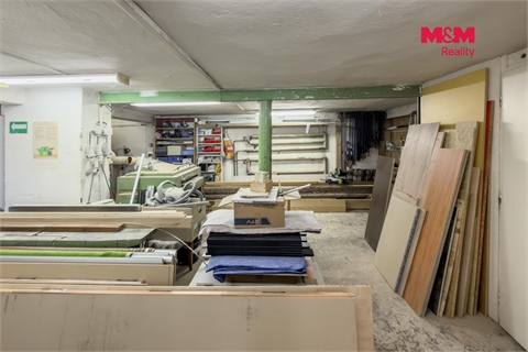 Prodej výrobního objektu, 151 m² 12