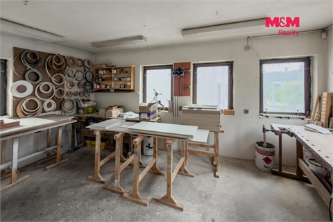 Prodej výrobního objektu, 151 m² 14