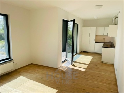 Pronájem bytu 2kk, 59 m² 2