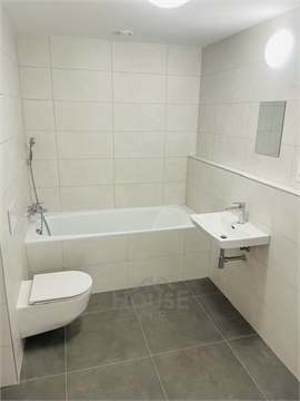 Pronájem bytu 2kk, 59 m² - 8