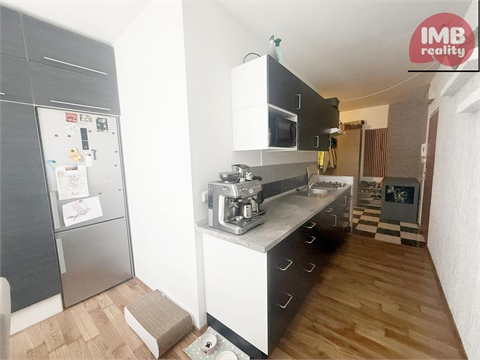 Prodej bytu 2+1, 69 m² 8