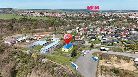 Pronájem obchodních prostor, 700 m² 0