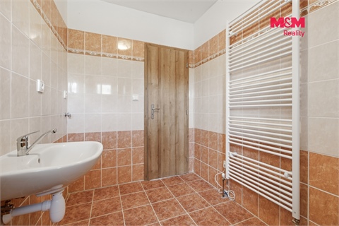 Prodej rodinného domu, 122 m² - 10