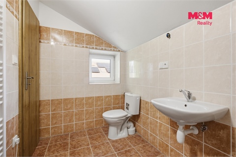 Prodej rodinného domu, 122 m² 28