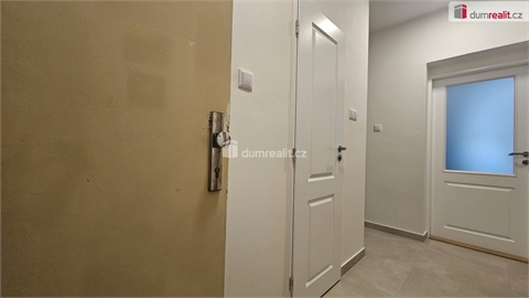 Pronájem bytu 2+1, 64 m² - 4