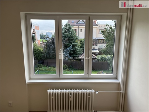 Pronájem bytu 2+1, 64 m² 2