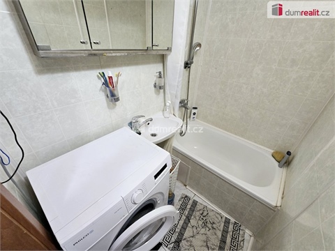 Pronájem bytu 2kk, 43 m² - 2