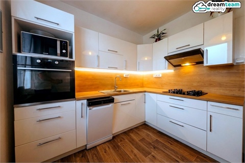 Pronájem bytu 3+1, 75 m² 2