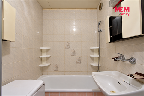Prodej bytu 1+1, 42 m² 8