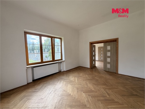 Prodej rodinného domu, 284 m² - 2
