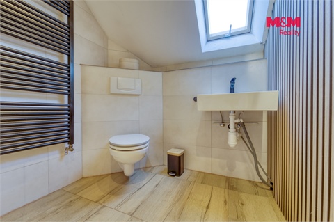 Prodej rodinného domu, 176 m² - 2