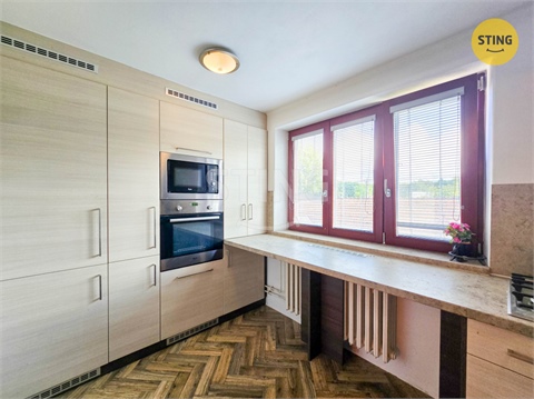 Prodej rodinného domu, 224 m² - 14