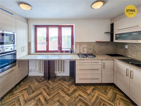 Prodej rodinného domu, 224 m² 16