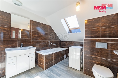 Prodej bytu 4kk, 104 m² - 2