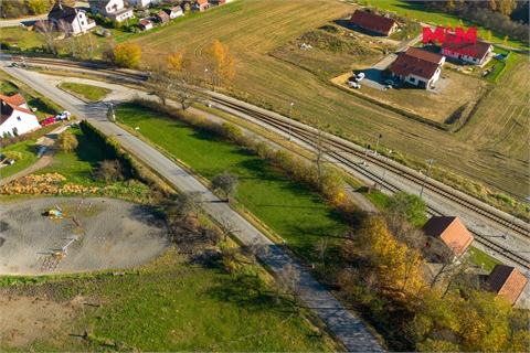 Prodej stavebního pozemku, 1 642 m² 2