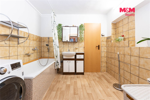 Prodej rodinného domu, 220 m² 18