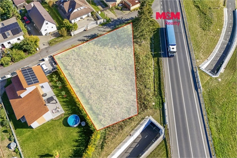 Prodej stavebního pozemku, 836 m² 0