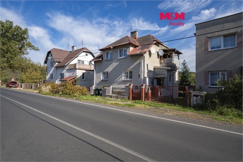 Prodej rodinného domu, 243 m² 0