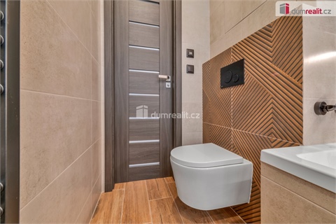 Prodej bytu 4+1, 82 m² 8
