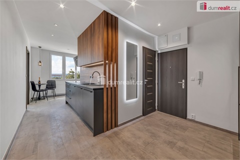 Prodej bytu 4+1, 82 m² - 0