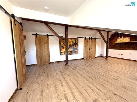 Prodej bytu 2kk, 81 m² 12