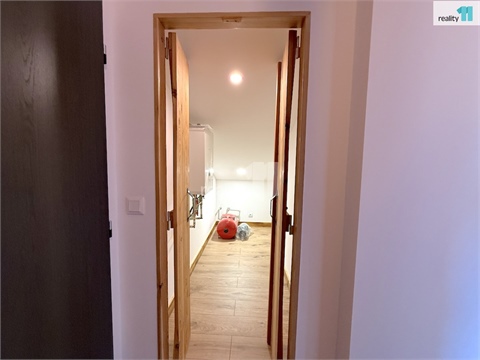 Prodej bytu 2kk, 81 m² - 20