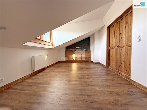 Prodej bytu 2kk, 81 m² 18