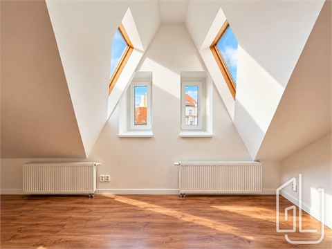 Pronájem bytu 3kk, 76 m² 14